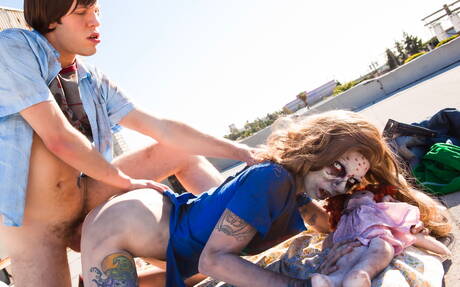 Burning Angel pleased to share with you a free photo gallery with Sierra Cure and Wolf Hudson xxx gallery 106440