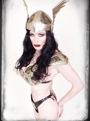 Erotic Fandom are pleased to offer you a free pictures featuring Morrigan Hel showing beautiful form